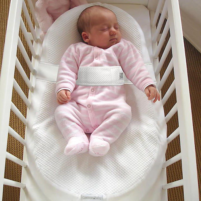 Red Castle Cocoonababy Nest - White (3)