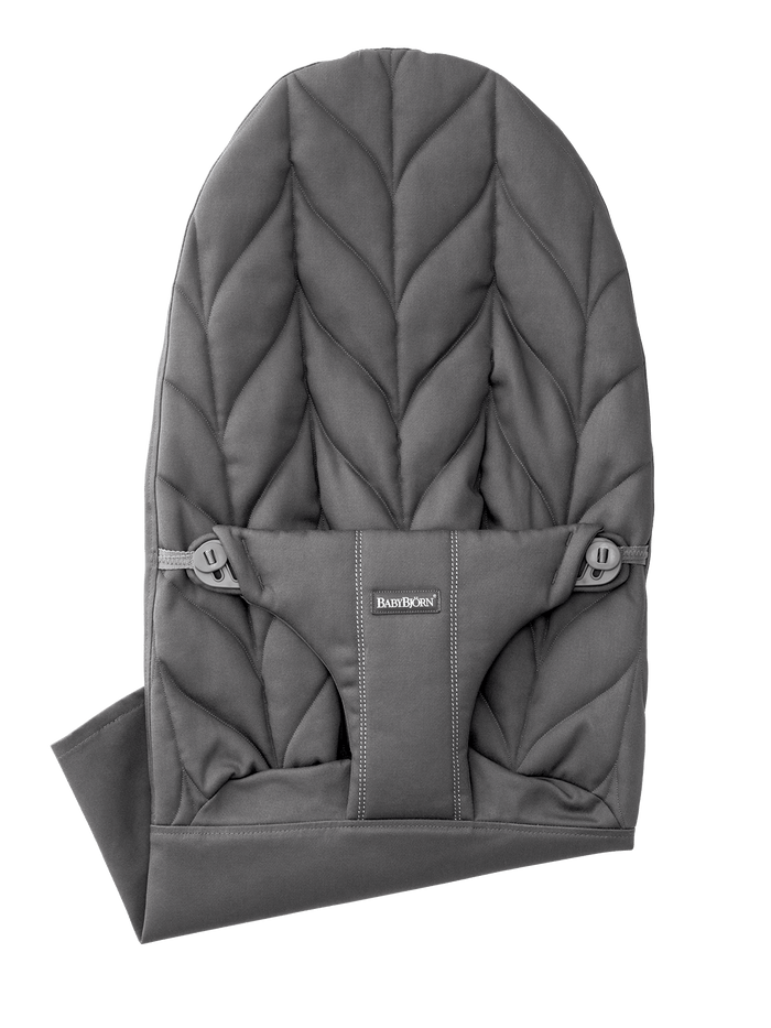 Woven & Petal quilt / Anthracite