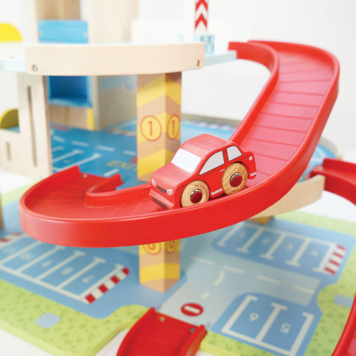 Le Toy Van Le Grand Wooden Garage