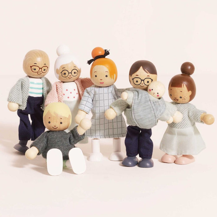 Le Toy Van Wooden Dolls House Family