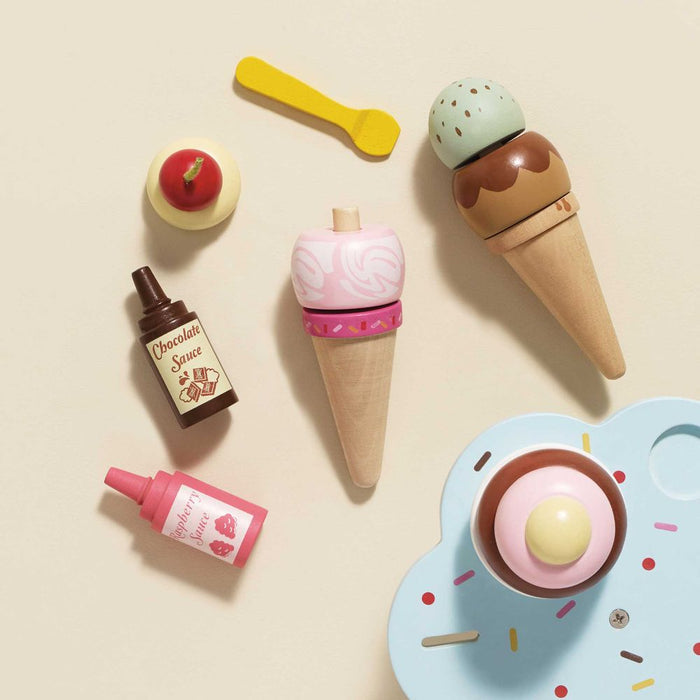 Le Toy Van Wooden Ice Cream Stand & Toppings