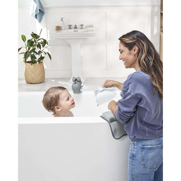 Skip Hop Moby Waterfall Rinser - White